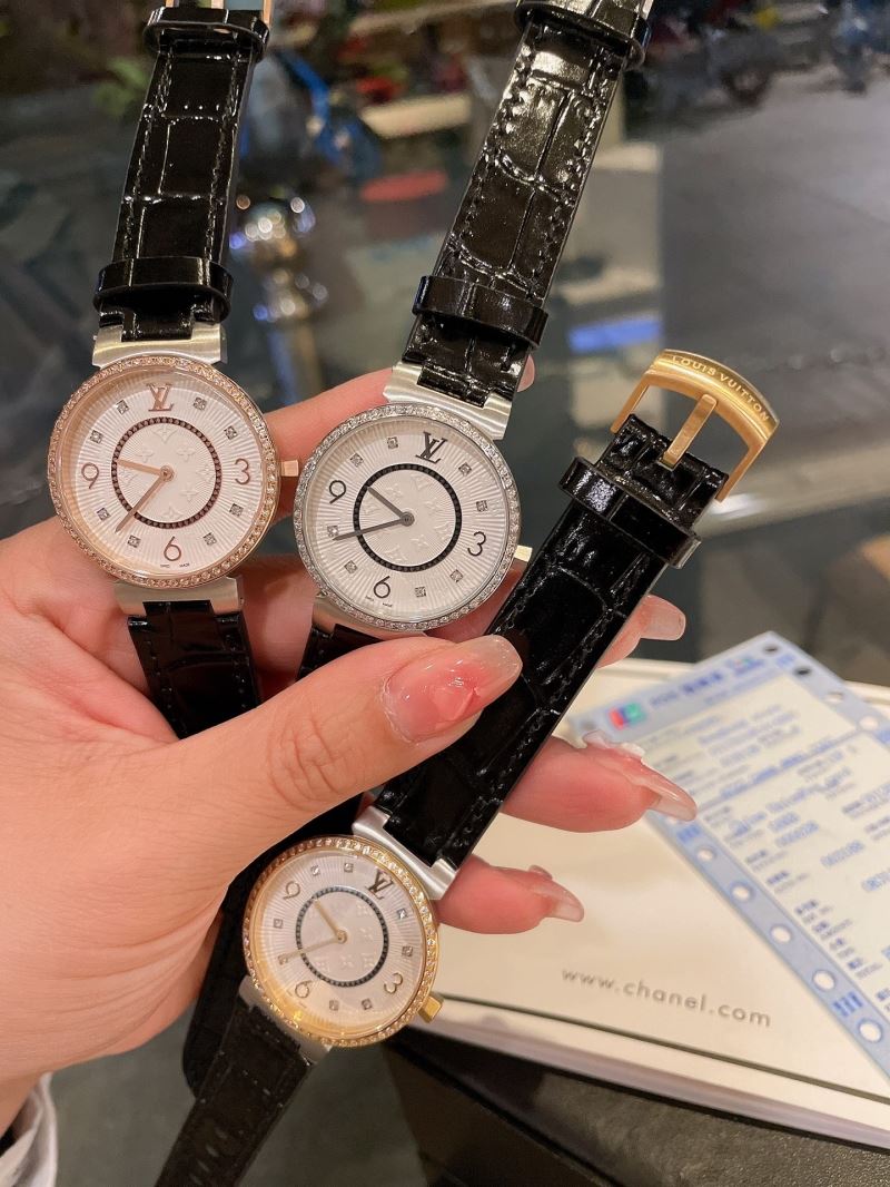 LOUIS VUITTON Watches